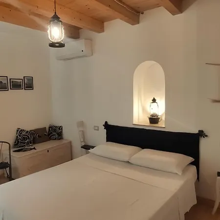 Mastro Francesco 쉴라